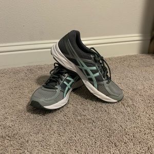 ASICS Gel Contend 4 running shoe - size 9